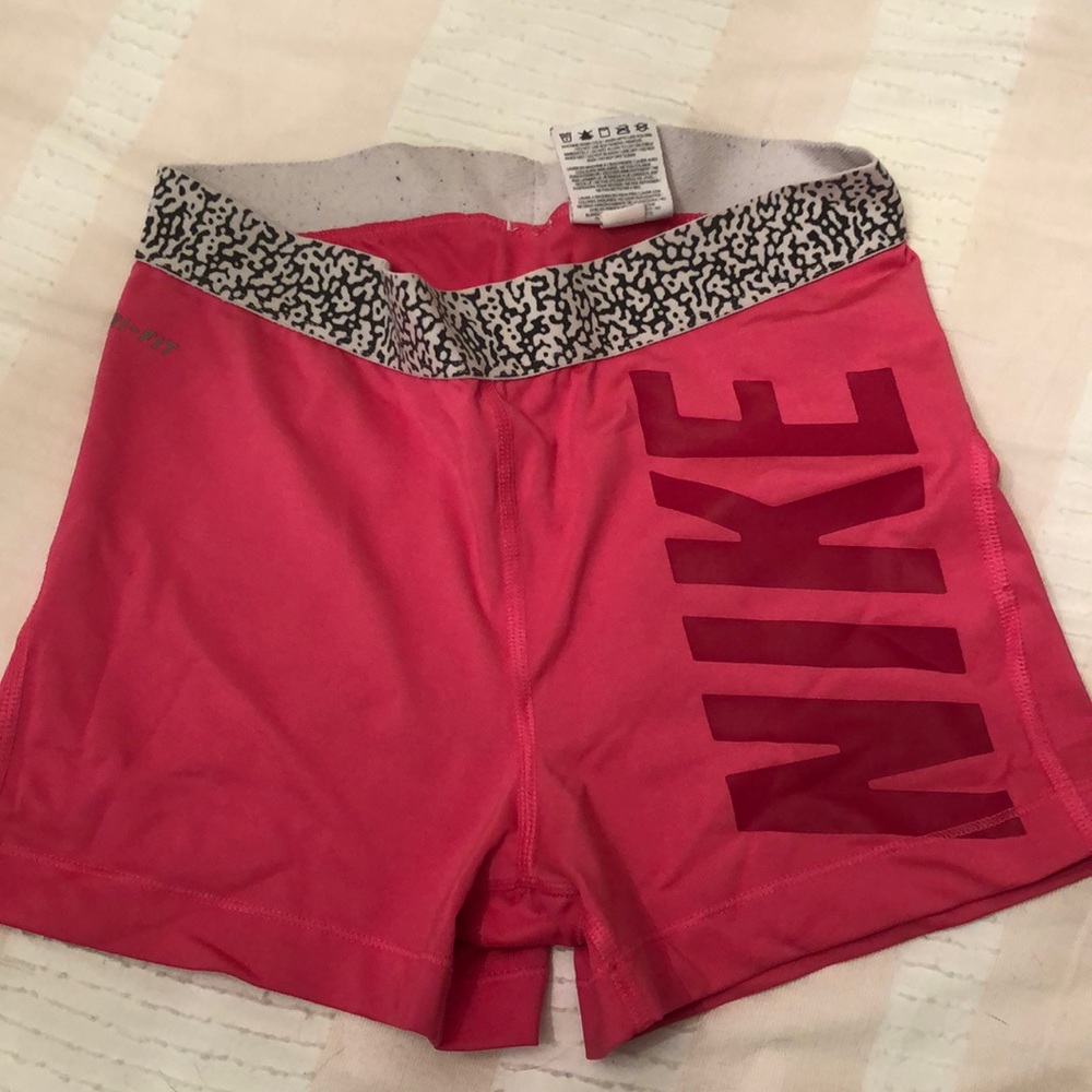 Pink Nike Pros